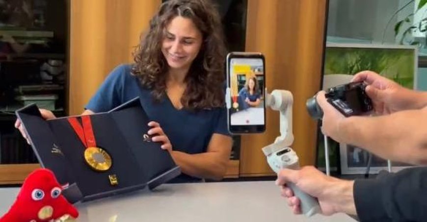 Super Giulia Ghiretti besucht die Parma Gazetta (mit vielen Goldmedaillen): “Die Unterstützung der Parmigiani? Pure Energie” – Video