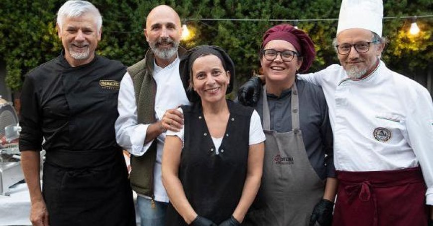 The Resurrection of the ‘300’s Dinner’ in Via della Salute, Oltretorrente – Captured in Photos