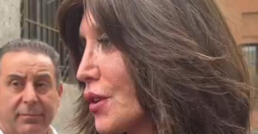 Minister Anna Maria Bernini beim Open Festival: Einsatz für Stipendien, Betten und Haushaltsgesetz – Video-Interview