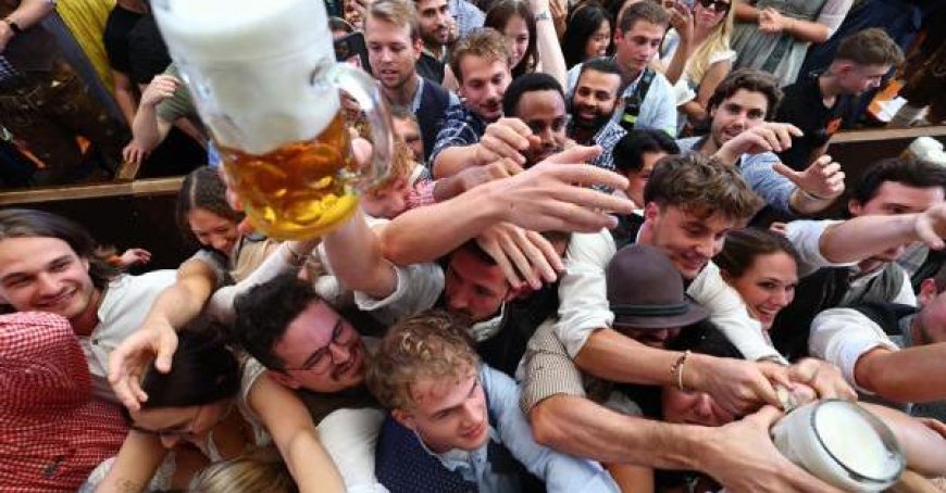 Oktoberfest in München gestartet – Fotos vom Bierfest