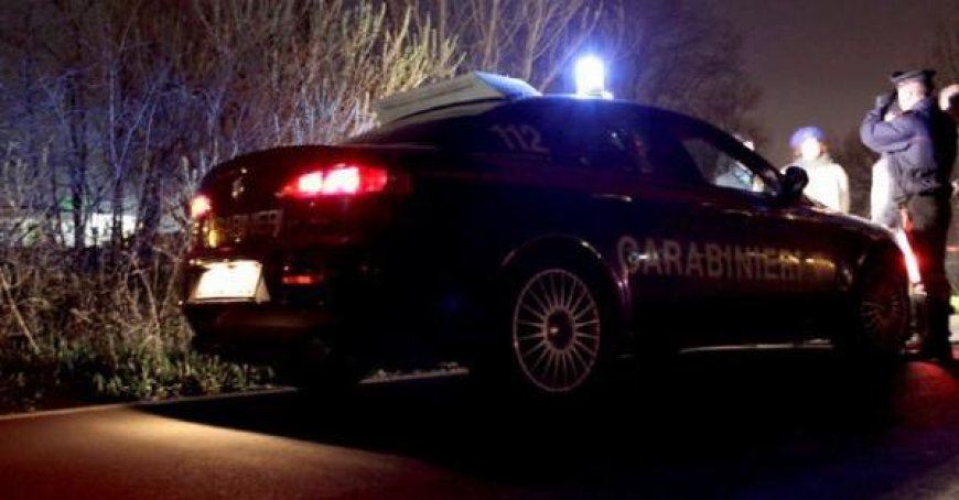 Seniorin in Modenese zuhause getötet, Sohn wird gesucht