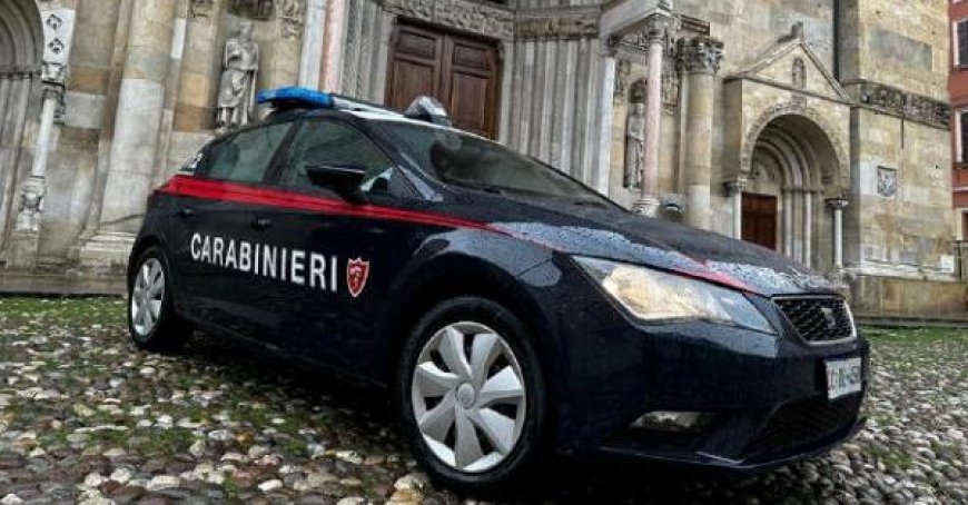 Vier Mädchen sexuell belästigt und ihr Freund verletzt