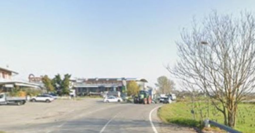 Accident moto-voiture à Trecasali : un blessé
