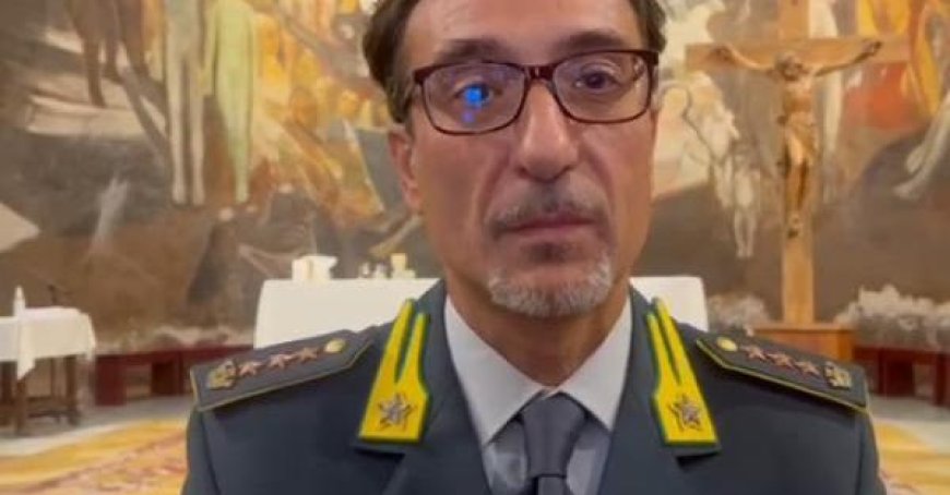 Die Finanzwache feiert San Matteo, Kommandant Angelini: “Die tiefere Bedeutung unserer Mission” (Video)