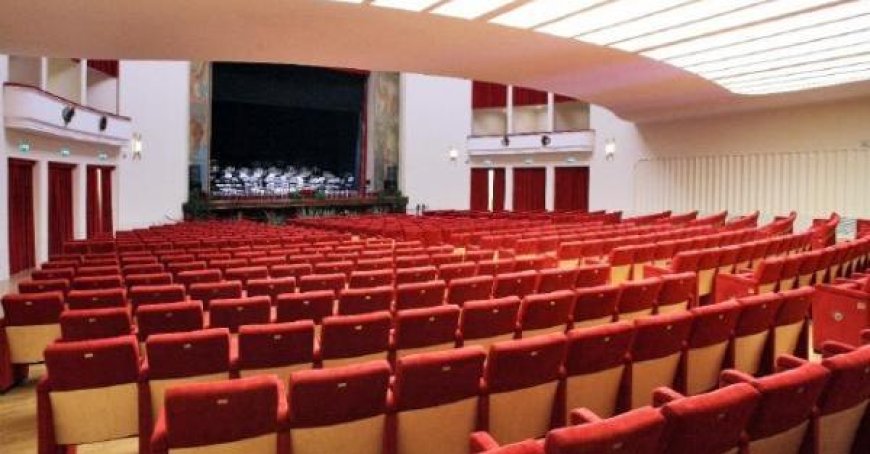 Neues Theater nicht nutzbar, keine Saison 2024-25